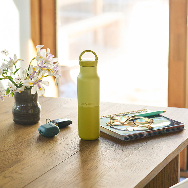 12oz-rise-classic-with-arch-loop-cap-l3 12oz_rise_classic_insulated_acacia_table_square.jpg