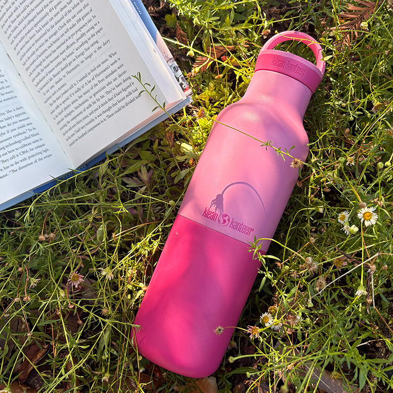 20oz-rise-classic-with-arch-loop-cap-m7 20oz_rise_classic_insulated_bottle_cashmere_rose_grass_book_square.jpg