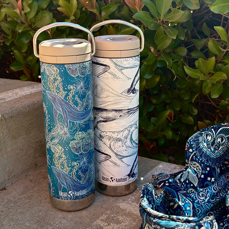 20oz-tkwide-with-twist-cap-ocean-day-b7 20oz_tkwide_bottle_seasonal_ocean_day_both_bag_step_square.jpg