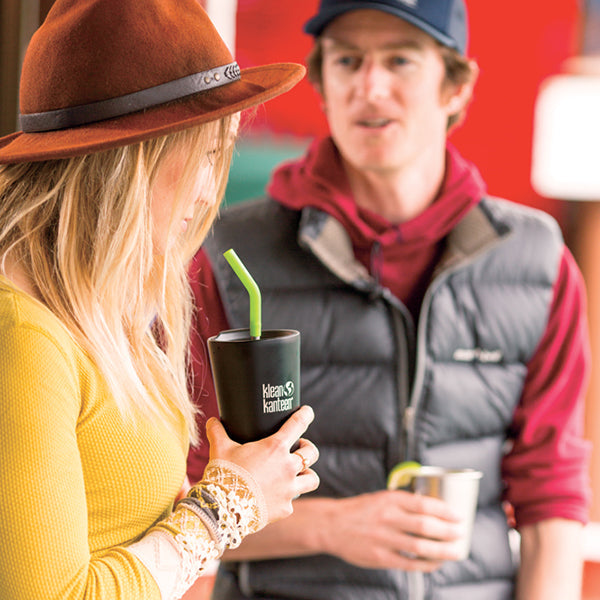 tumbler-straw-lid-with-straw-d8 K16VSSC-SB-guy-girl_style_9a499e23-5b7a-4a0d-b42e-d1b4b02627b2.jpg