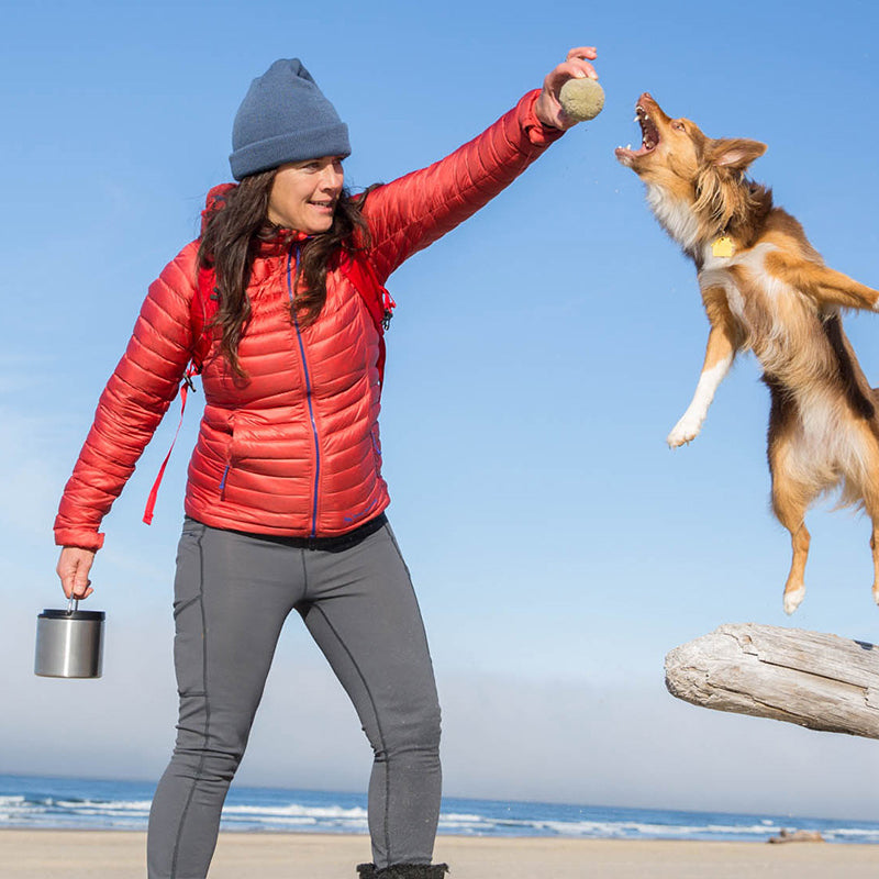 32oz-tkcanister-food-container-l5 food_canister_32oz_girl_beach_dog_jump_square.jpg
