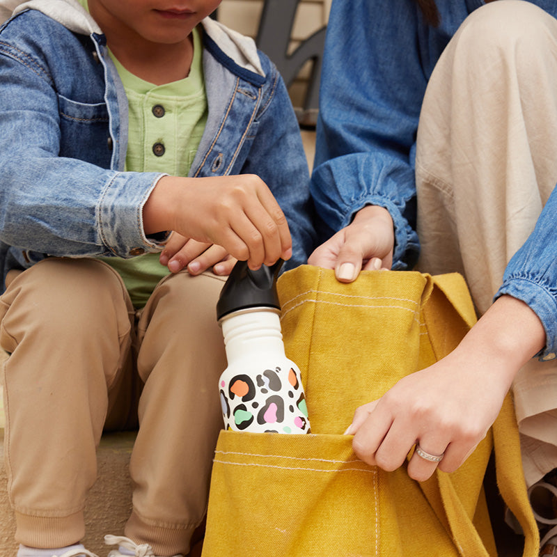 12oz-kid-s-classic-with-flip-seal-sport-cap-f3 kid_sport_flip_seal_12oz_bag_pull_square.jpg