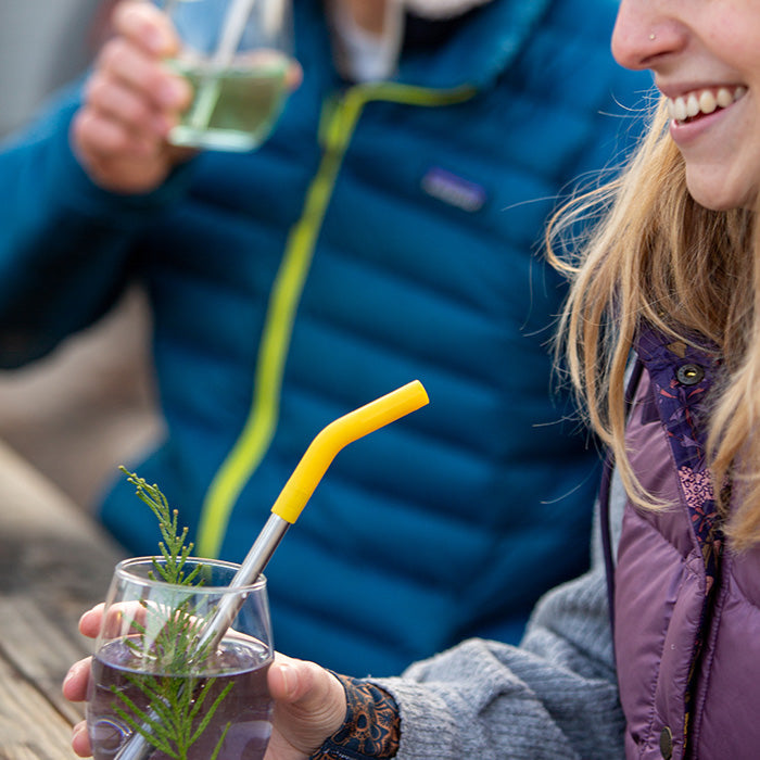 straw-4-pack-j0 recycled_steel_straw_drink_smile_lifestyle.jpg