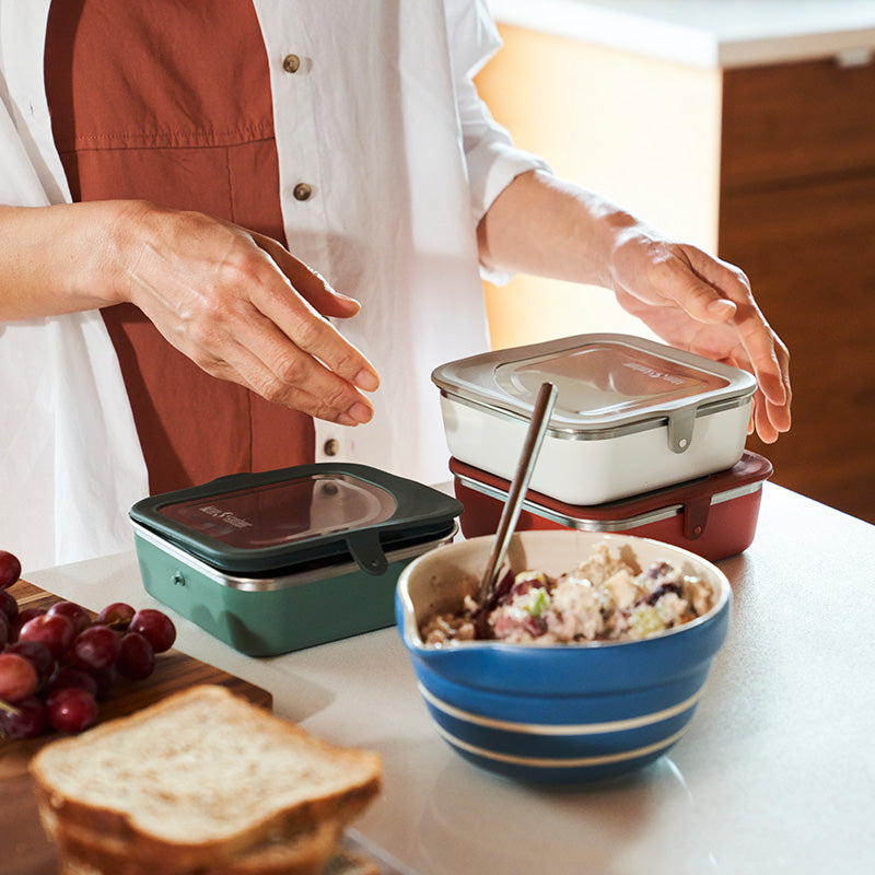 23oz-rise-food-box-lunch-i5 rise_food_lunch_box_kitchen_stack_bowl_square.jpg