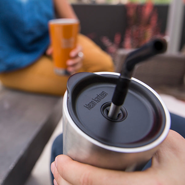 tumbler-straw-lid-with-straw-d8 steel_Straw-Shot_lifestyle_59367159-bd87-4b2d-88ba-76af85af65de.jpg